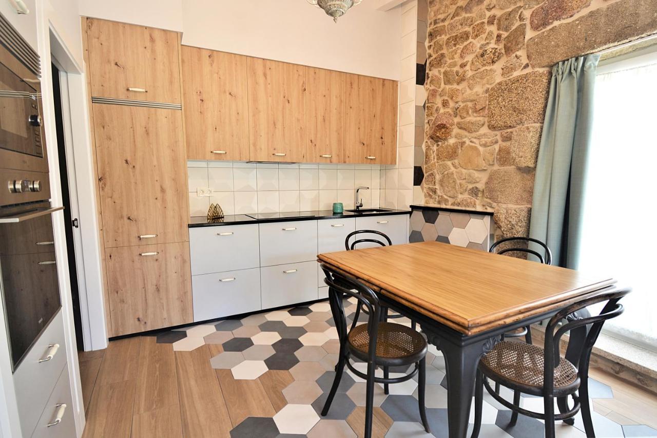 Galihost - Apartamentos Mamuela Ribadumia Bagian luar foto