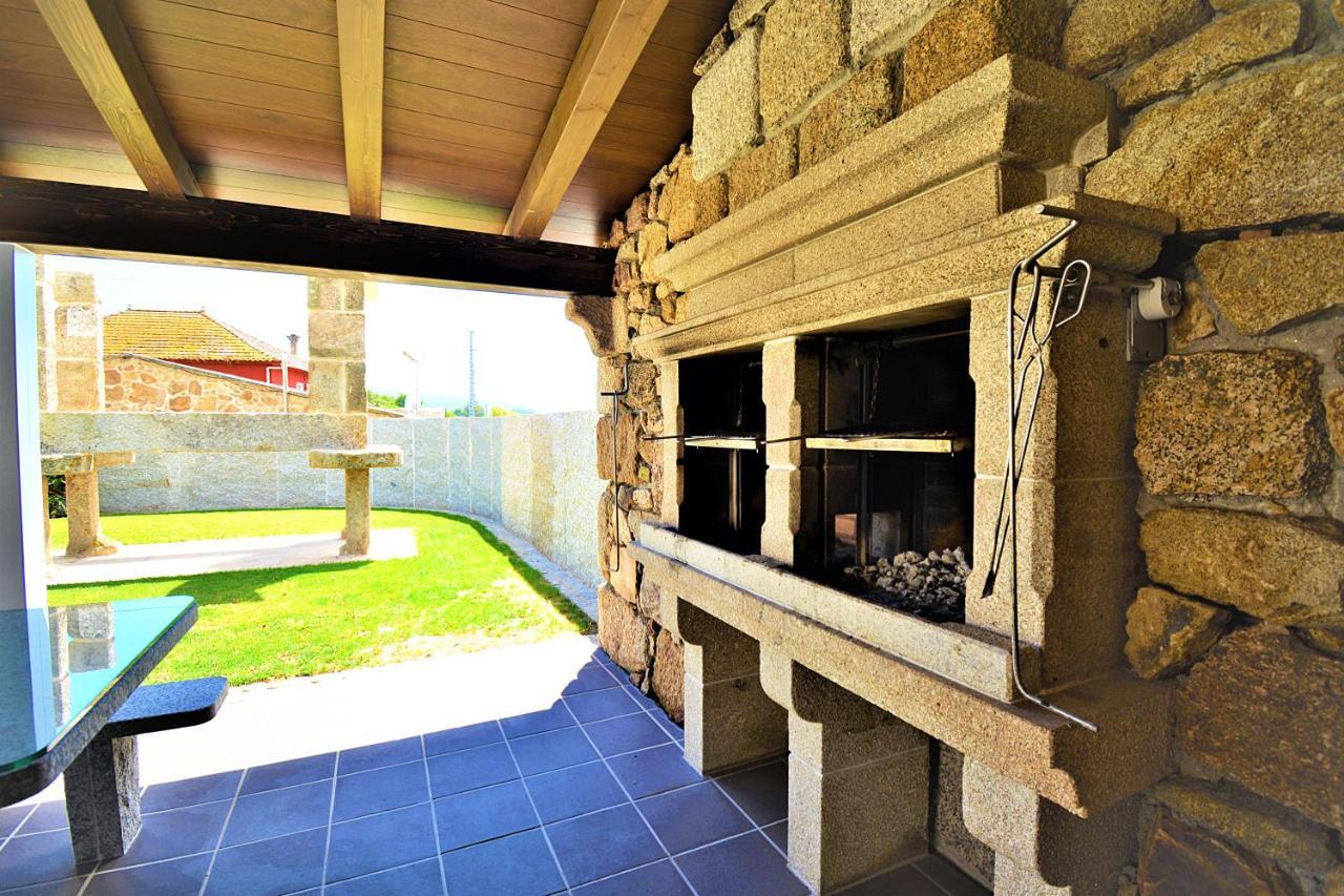 Galihost - Apartamentos Mamuela Ribadumia Bagian luar foto