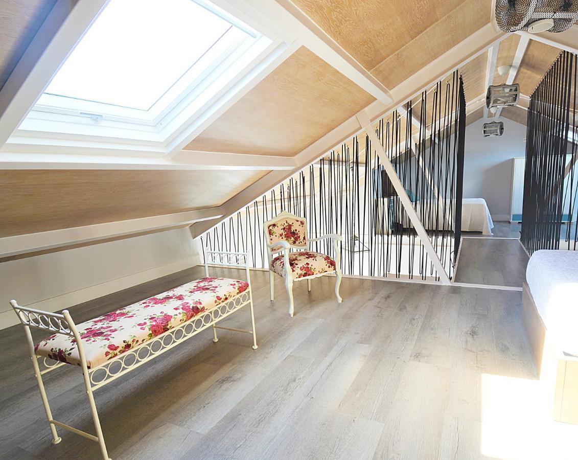 Galihost - Apartamentos Mamuela Ribadumia Bagian luar foto