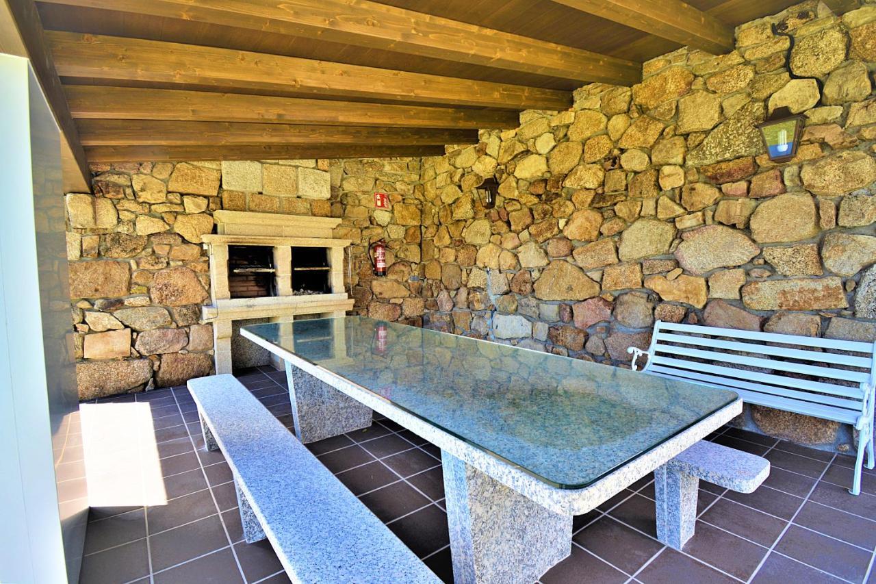 Galihost - Apartamentos Mamuela Ribadumia Bagian luar foto
